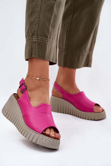 Sandali da donna con elementi in pelle naturale su piattaforma di colore rosa Artiker 54C0789 2