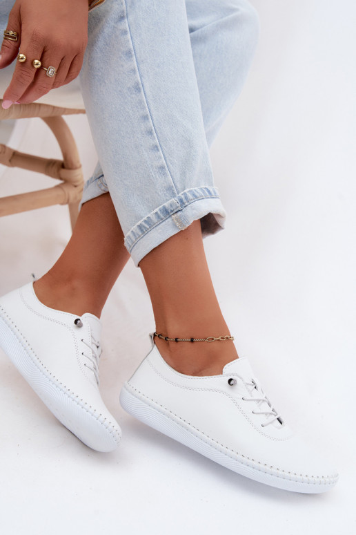 Scarpe da donna in pelle di colore bianco Artiker 58C3069