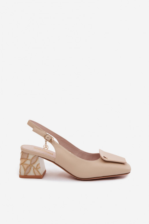 Scarpe in pelle con tacchi e ornamenti Artiker 58C0672 colore sabbia