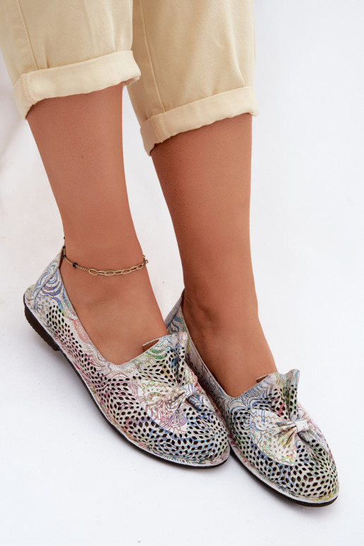 Pelle con elementi traforati scarpe Ballerine con nastri Artiker 58C3481 Colori differenti
