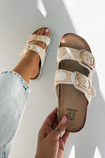 Pantofole all'uncinetto Glimma con piattaforma e fibbie color sabbia 2
