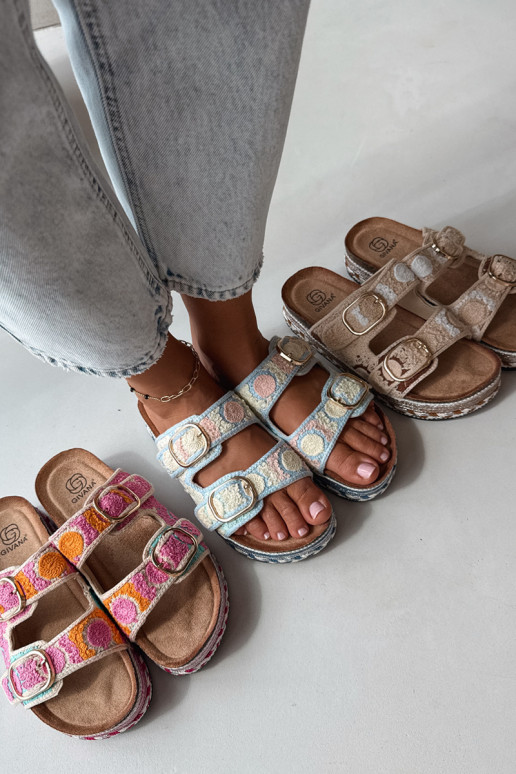 Pantofole all'uncinetto Glimma con piattaforma e fibbie color sabbia