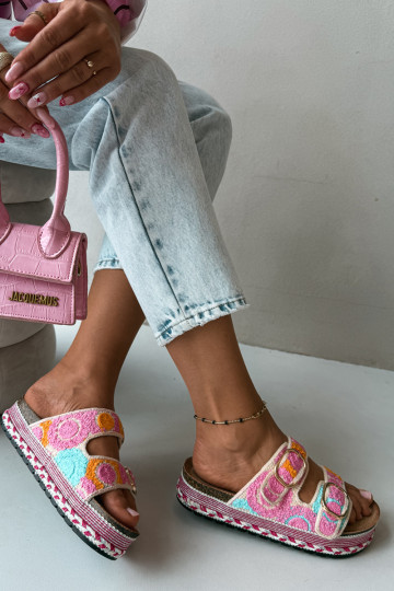 Pantofole all'uncinetto Glimma con piattaforma e fibbie color rosa 2