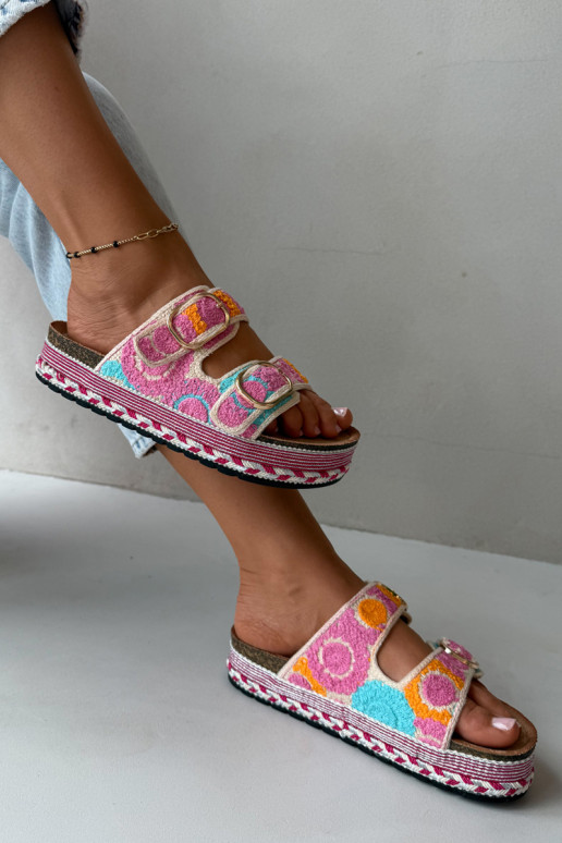 Pantofole all'uncinetto Glimma con piattaforma e fibbie color rosa