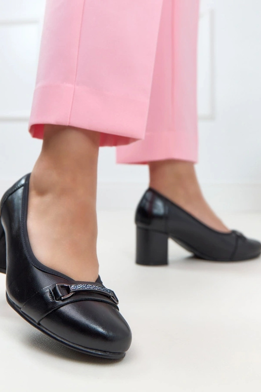 Décolleté in pelle nere con soletta sagomata Cambell
