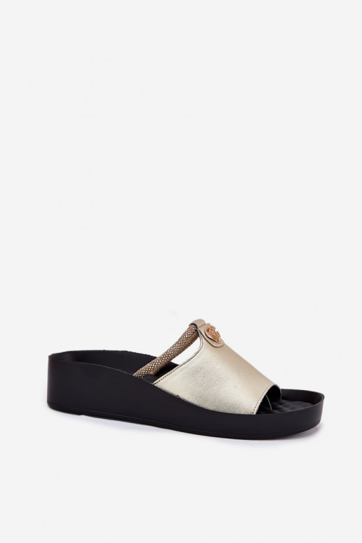 Ciabatte in pelle dorate da donna con tacchi decorati KV51-034