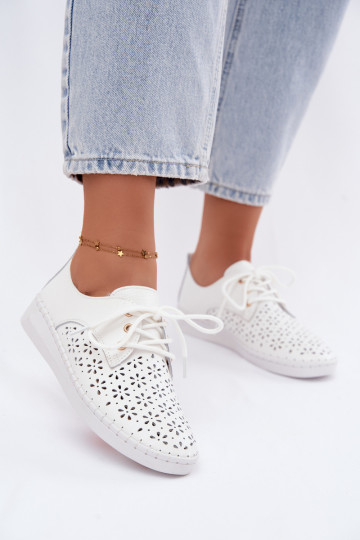 Scarpe bianche da donna con elementi traforati Softie