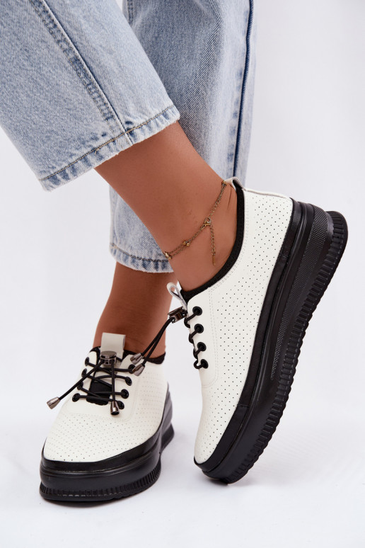 Scarpe bianche da donna con piattaforma e perforazione Dalila