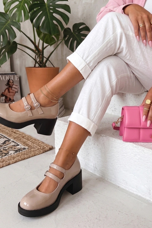 Sandali con tacco in vernice marrone Mia