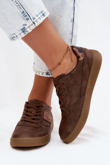 Sneakers lucidi per donne Big Star UU274017 in colore marrone