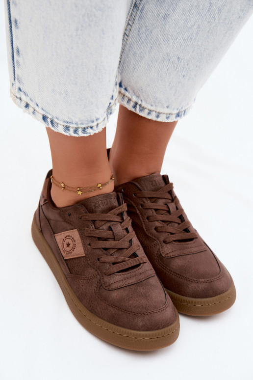 Sneakers lucidi per donne Big Star UU274017 in colore marrone