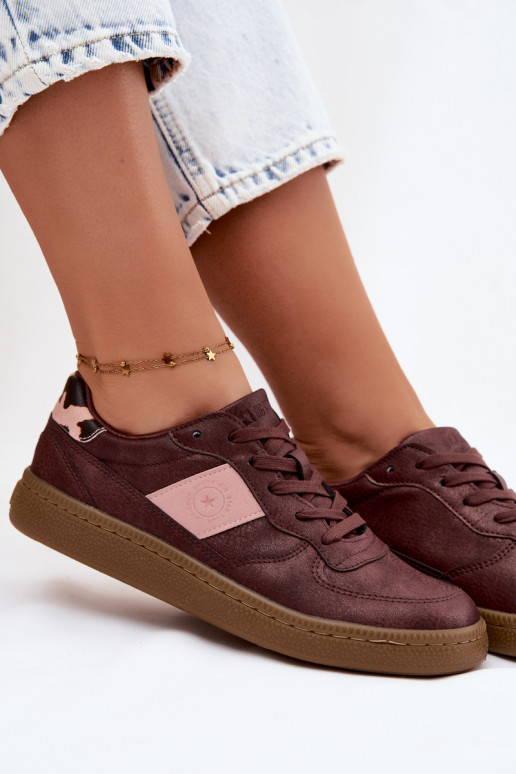 Sneakers lucidi per donne Big Star UU274016 in colore bordeaux