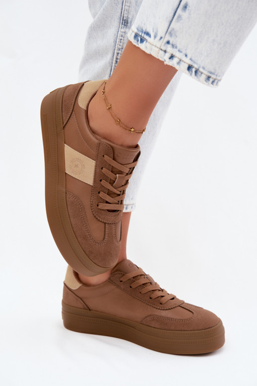 Sneakers per donne con plateau Big Star UU274015 in colore marrone