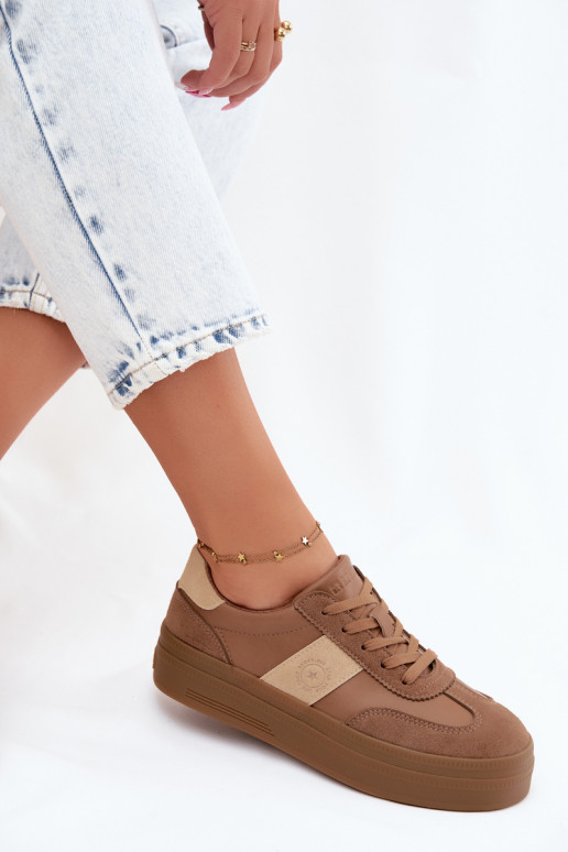 Sneakers per donne con plateau Big Star UU274015 in colore marrone