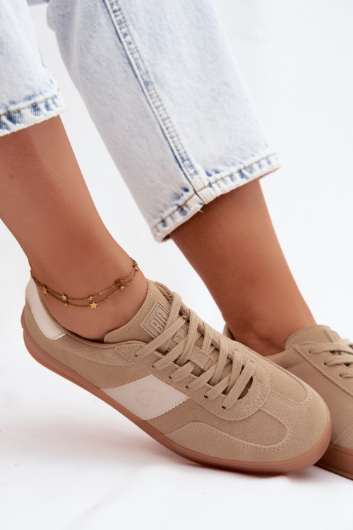 Sneakers per donne in ecopelle scamosciata Big Star UU274009 in colore sabbia