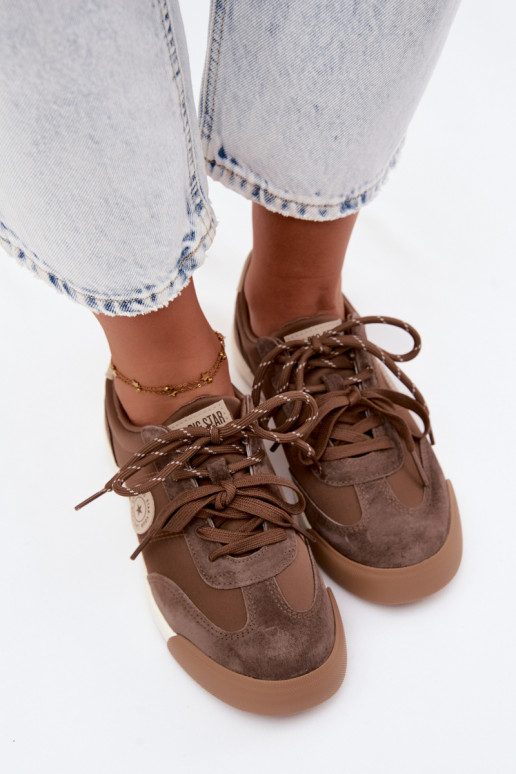 Sneakers in camoscio per donne con lacci doppi Big Star UU274002 in colore marrone
