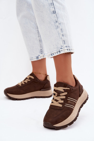 Sneakers per donne con plateau Big Star UU274040 in colore cioccolato