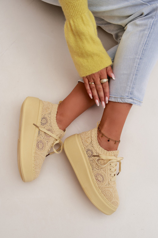 Scarpe casual gialle con platforma e motivi in pizzo Evalora