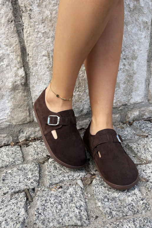 Scarpe da donna con fibbie in suede sintetico color cioccolato Sombellia