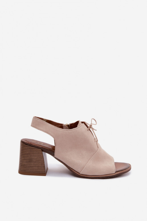 Décolleté eleganti in suede avorio con dettagli stilosi Zazoo 40523