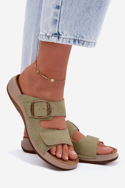 Pantofole verdi da donna con fibbie e chiusure adesive INBLU LL000006