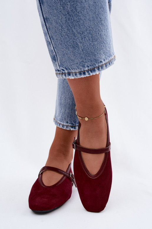 Ballerine bordeaux con cinturini in suede sintetico Felora