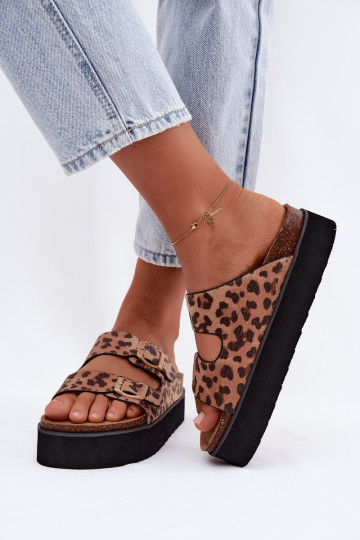 Pantofole da donna con piattaforma e fibbie, stampa leopardata 2