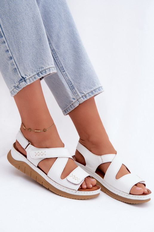 Sandali bianchi da donna con piattaforma