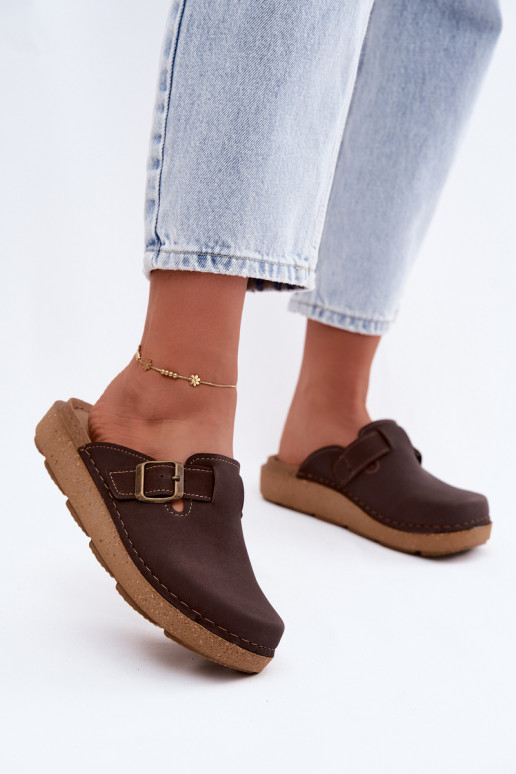 Pantofole con fibbie Inblu, colore cioccolato