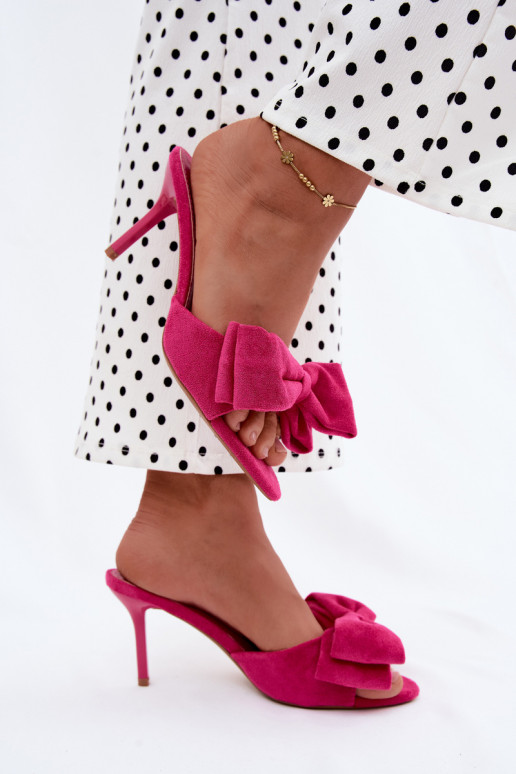 Pantofole da donna con tacchi sottili e fiocchi in ecopelle scamosciata rosa Tai turignolia