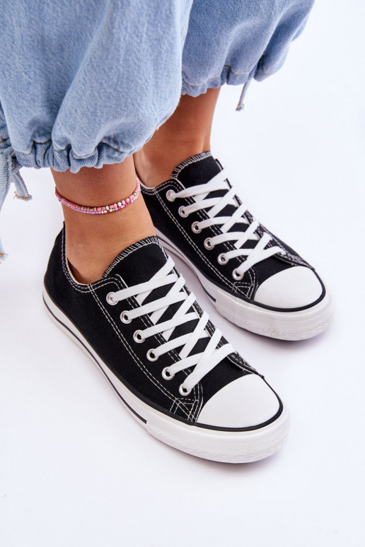 Sneakers basse classiche da donna in nero Vegas