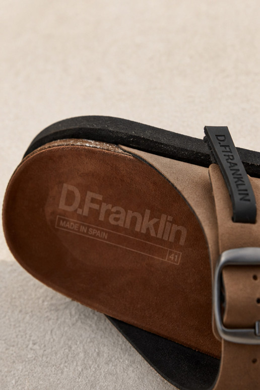 Pantofole in pelle da uomo con fibbie D.Franklin DFSH407017 marrone