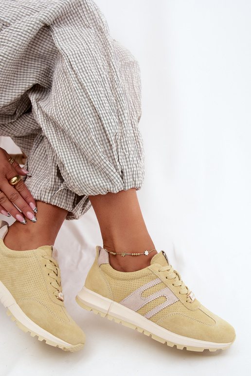 Sneakers gialli da donna Lovey in suede sintetico