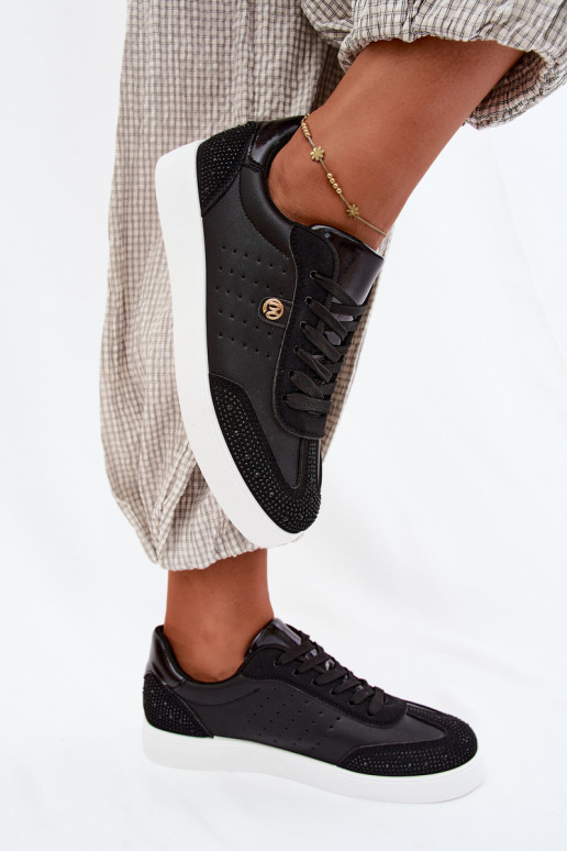 Scarpe modello sneakers Femminile Con decorazione colore nero Soothe