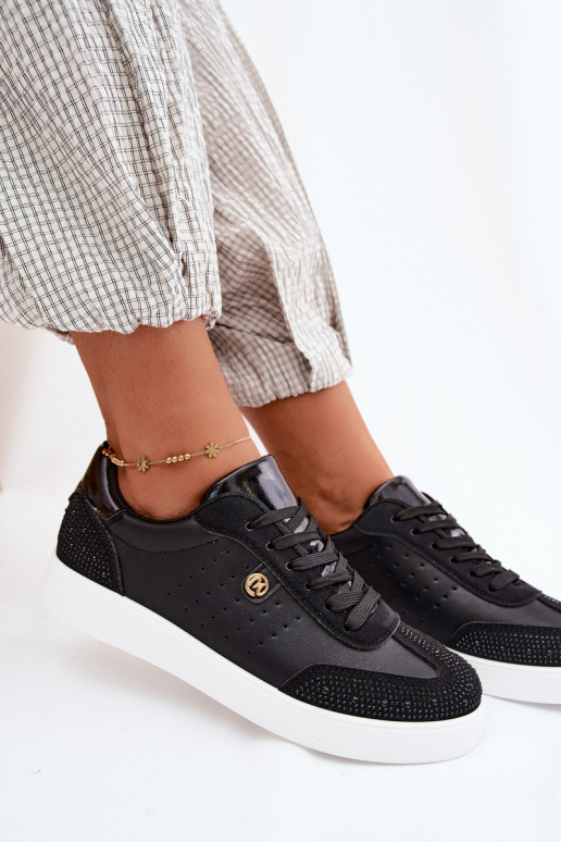 Scarpe modello sneakers Femminile Con decorazione colore nero Soothe