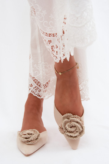 Sandali da donna con decorazione in suede avorio Gardenia 2