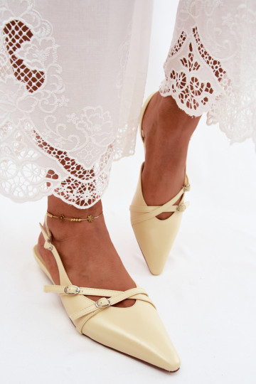 Sandali da donna con cinturini in pelle sintetica gialla Glamira 2