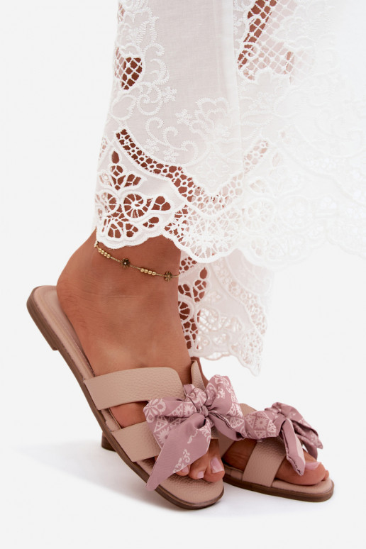 Pantofole da donna con tacchi larghi con nastri Nude Caprissa