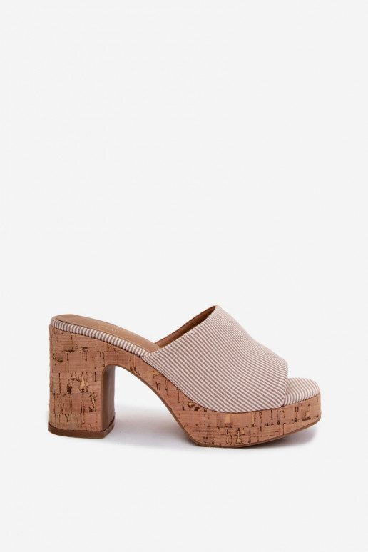 Pantofole da donna con tacchi e righe in colore sabbia Poplina