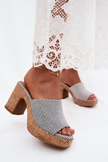 Pantofole da donna con tacchi e righe in nero Poplina 2