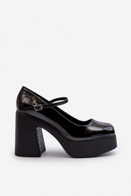 Scarpe nere da donna con effetto verniciato e plateau Big Star NN274004