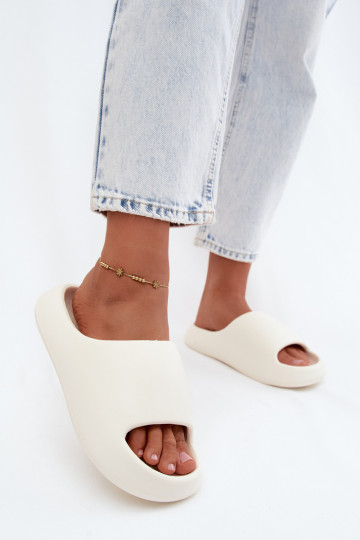 Pantofole leggere Pantofole da donna colore avorio Poppelle