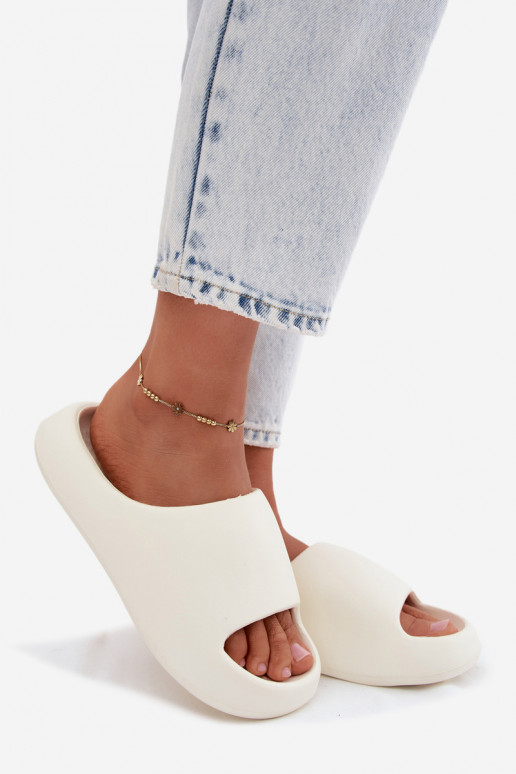 Pantofole leggere Pantofole da donna colore avorio Poppelle