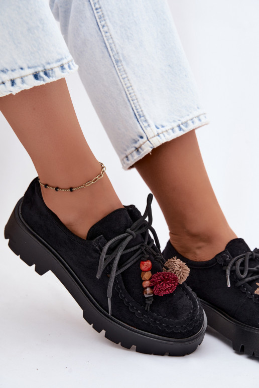 Scarpe con bei dettagli in suede artificiale nero Melonia