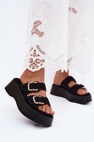 Zoccoli da donna con piattaforma e fibbie in colore nero in ecopelle scamosciata Hazelia 2