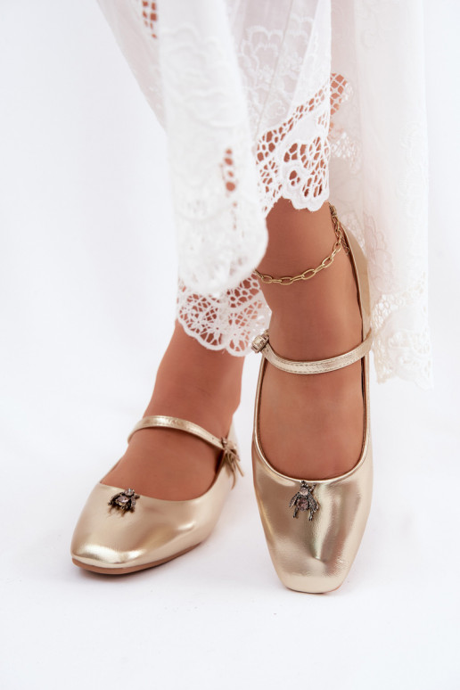 Ballerine da donna con cinturini e fibbie in colore oro in ecopelle Pinea