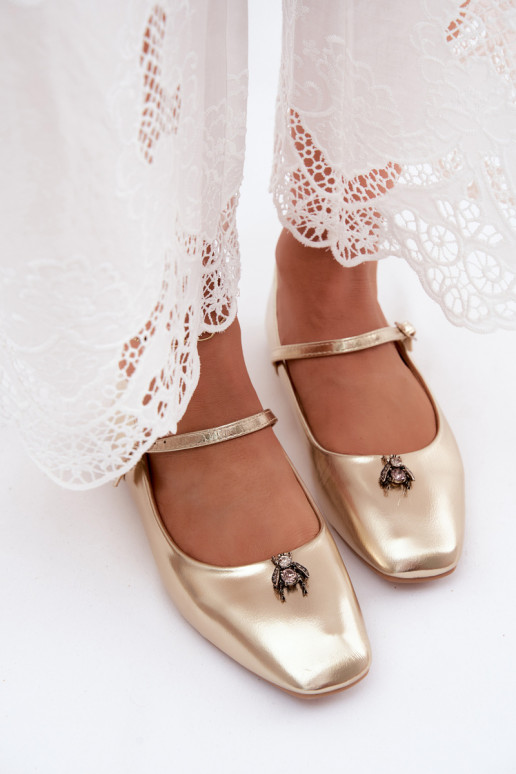 Ballerine da donna con cinturini e fibbie in colore oro in ecopelle Pinea