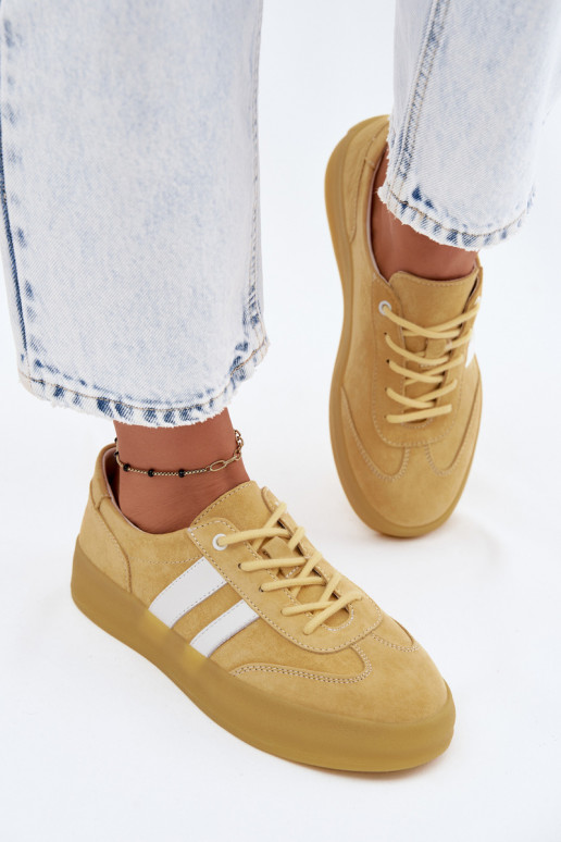 Sneakers gialli in suede con piattaforma Artelle