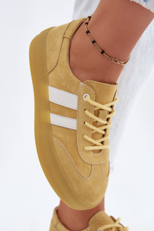 Sneakers gialli in suede con piattaforma Artelle