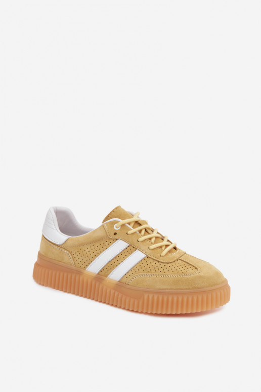 Sneakers gialli in faux suede con piattaforma Coralia